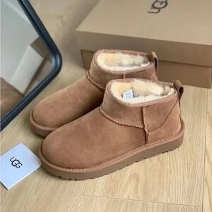 UGG Classic Ultra Mini Chestnut
